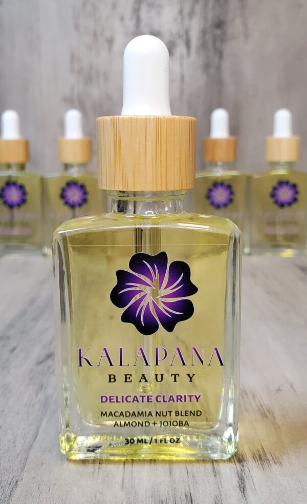 DELICATE CLARITY - Image 4